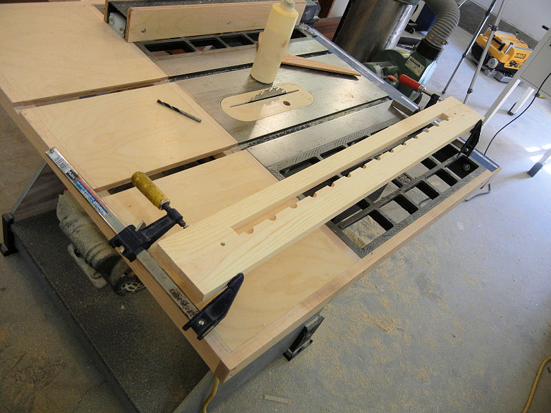 Making A Shelf Pin Jig Shop Tricks & Tips IBUILDIT.CA